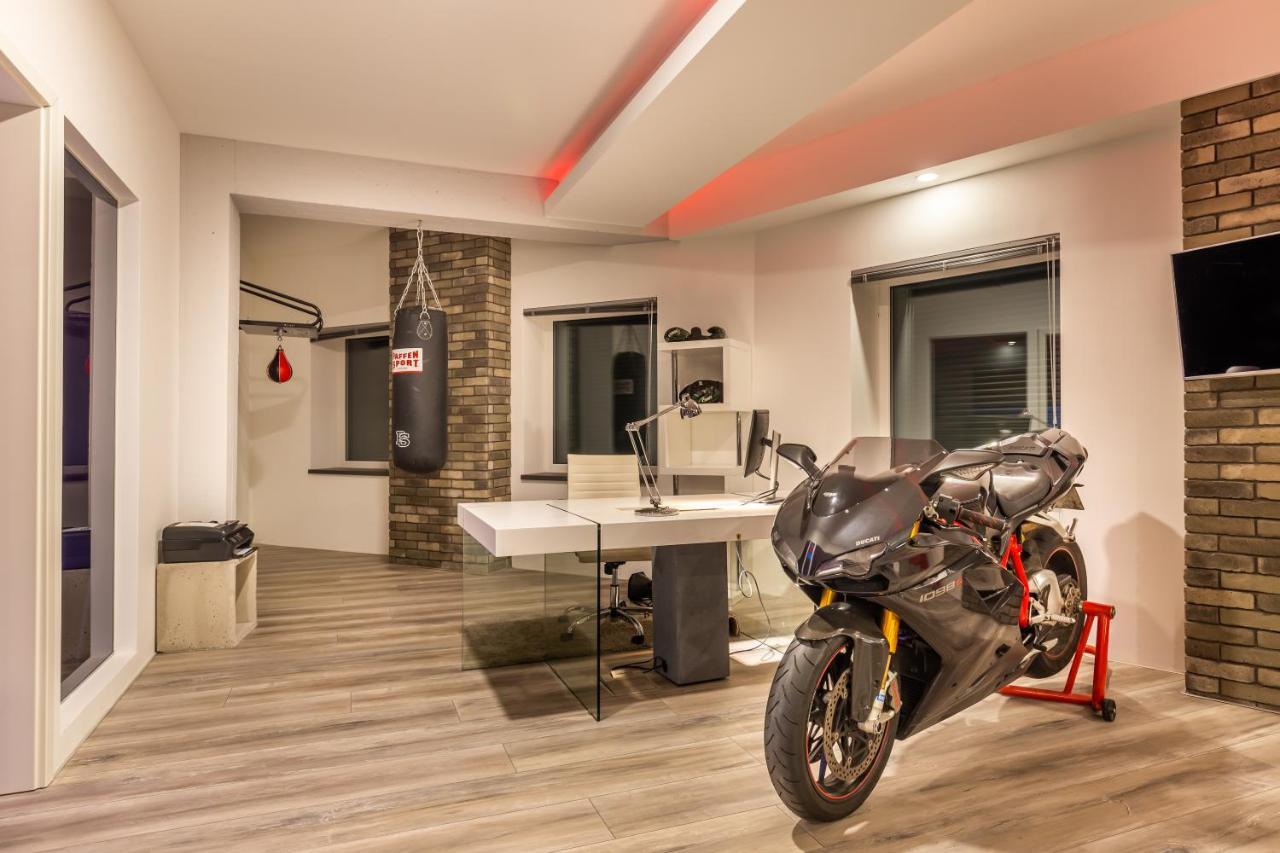 Appartamento Loft Mit Whirlpool Sauna Kino Naehe Wolfsburg *